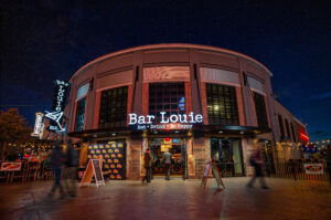 Bar-Louie-Myrtle-Beach-Broadway-at-the-Beach-