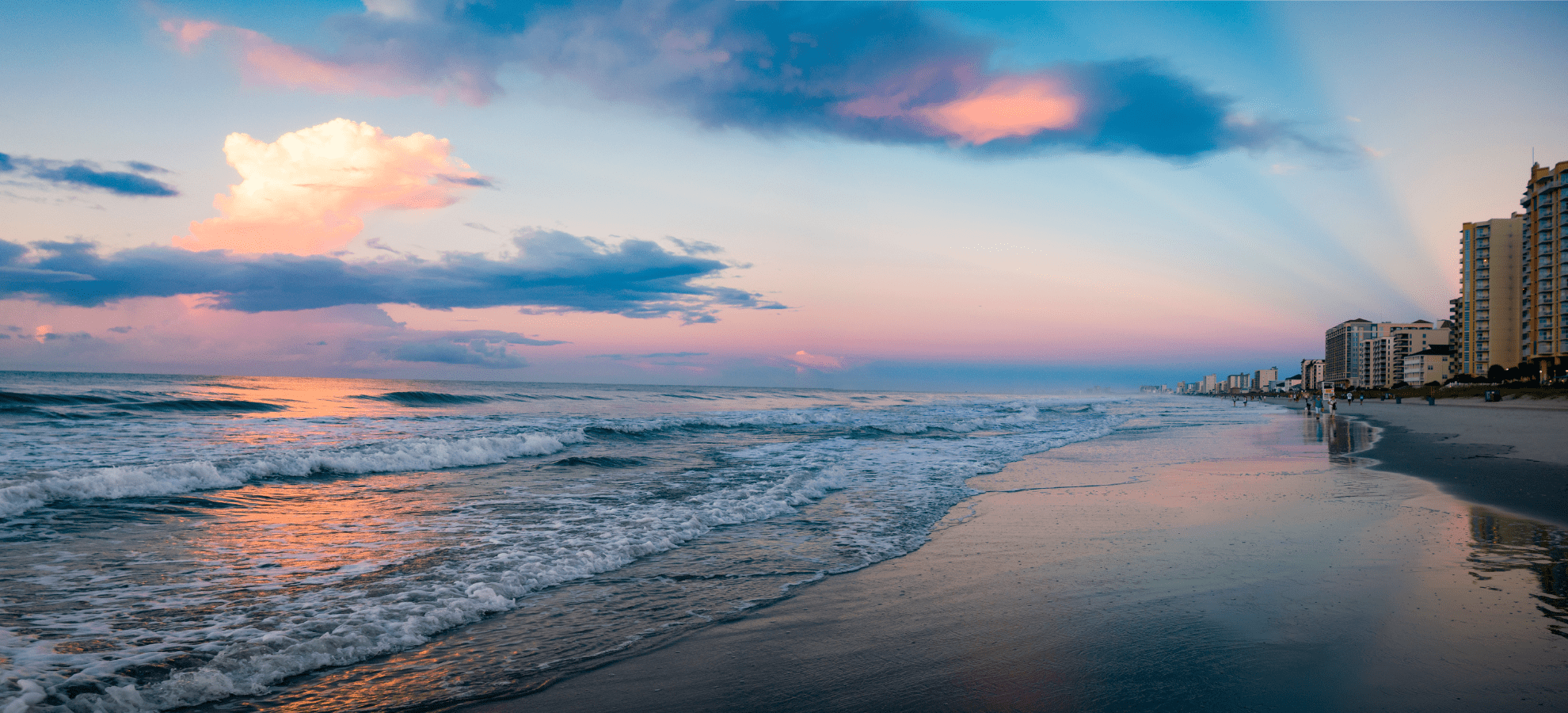 From amusement parks to oceanfront dining, here’s your guide to the ultimate Myrtle Beach summer