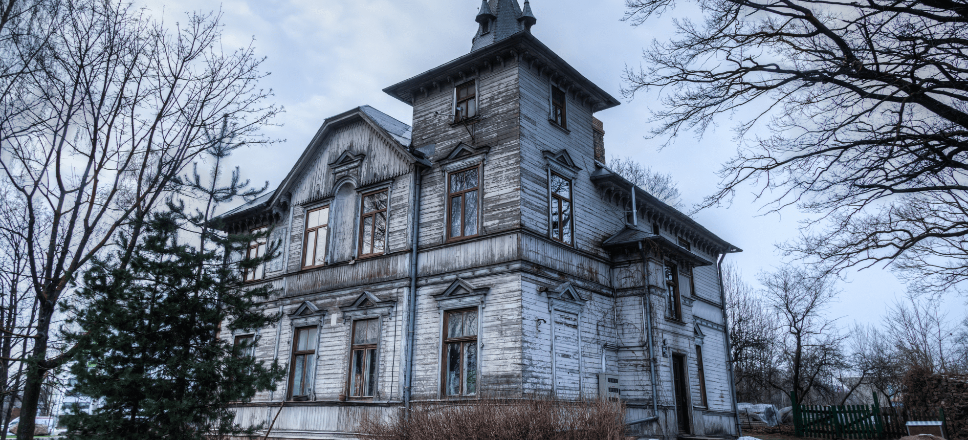 Haunted Houses to Visit in South Carolina for a SpineChilling