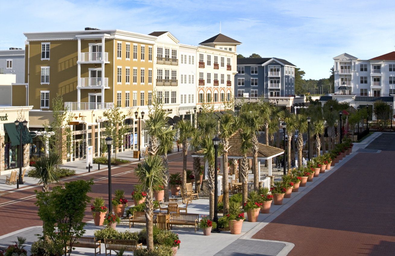 Whether you're here for the deals or the dockside drinks, these spots make Myrtle Beach more than just a beach